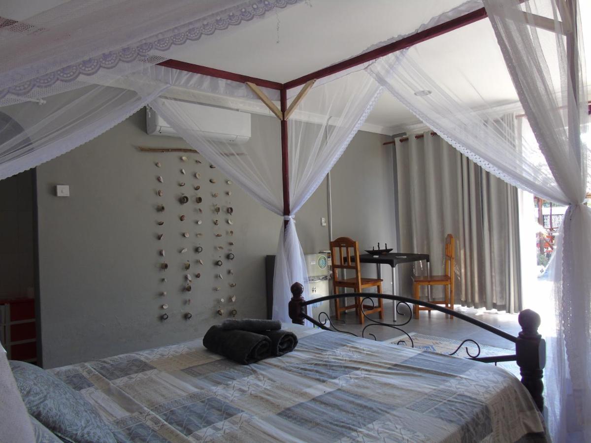 Idc Guest House Багамойо Екстер'єр фото